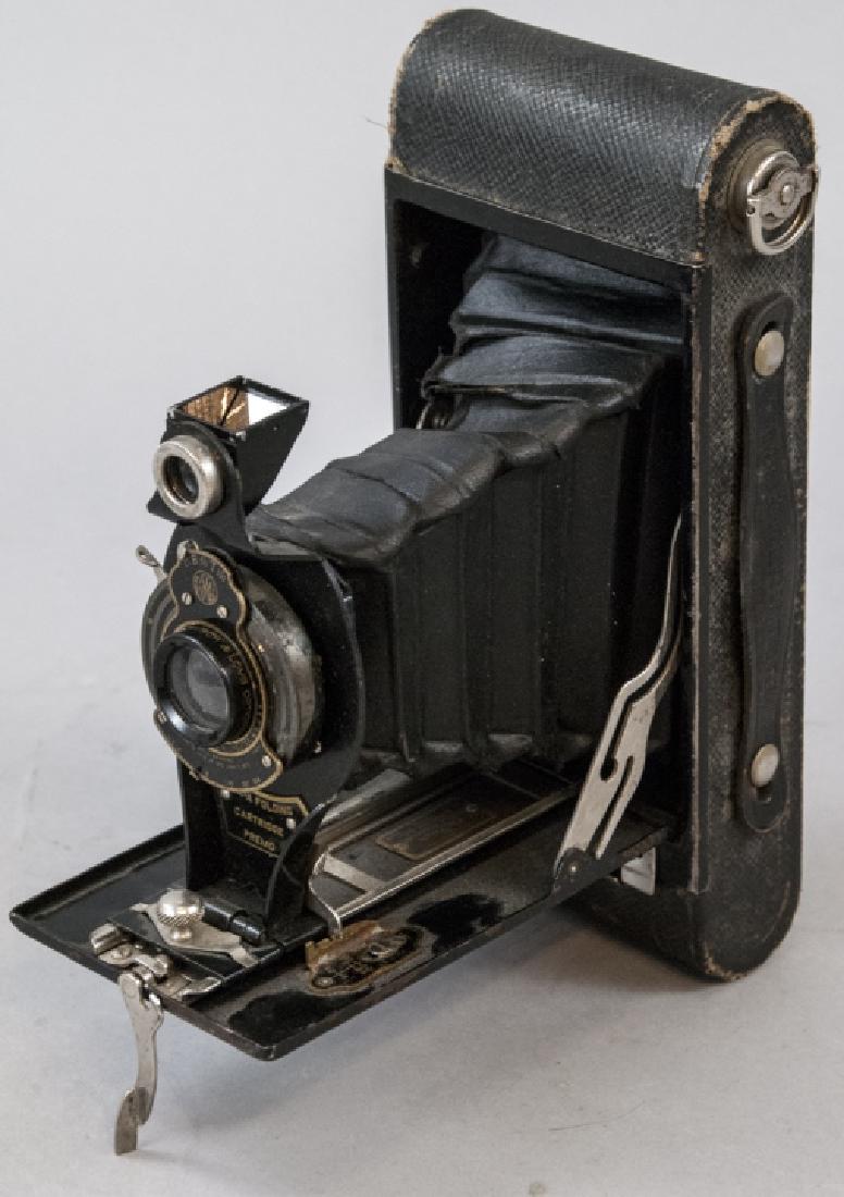 Antique Early 20th C Eastman Kodak Camera (1 of 4)