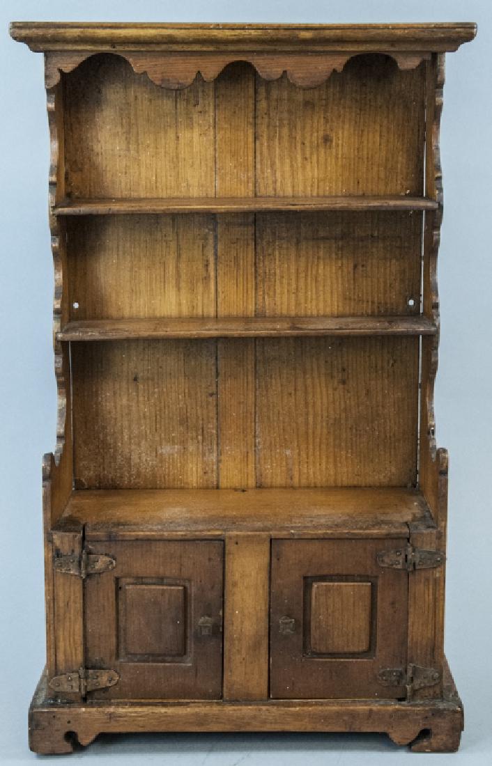 Antique Child / Doll Size American Cupboard (1 of 4)