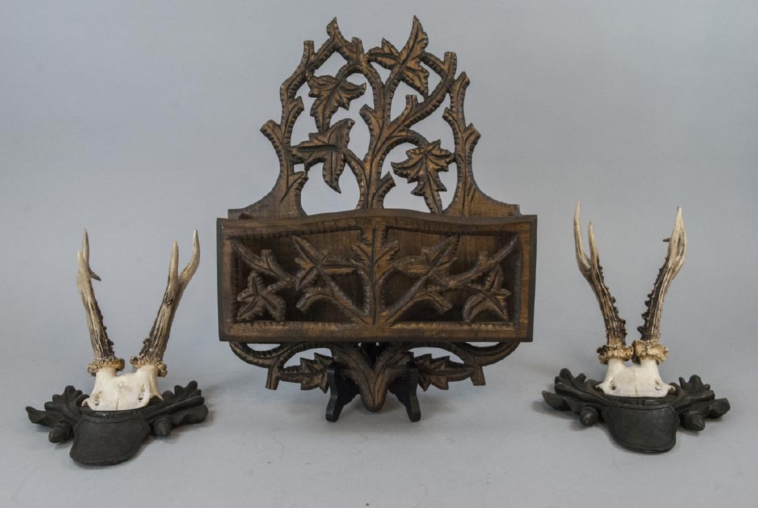 Ant. Black Forest Mounted Pr. Deer Horns & Shelf (1 of 8)