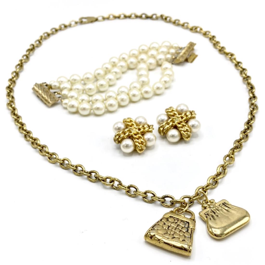 Vintage 80s Costume Chanel Style Jewelry Set (1 of 5)