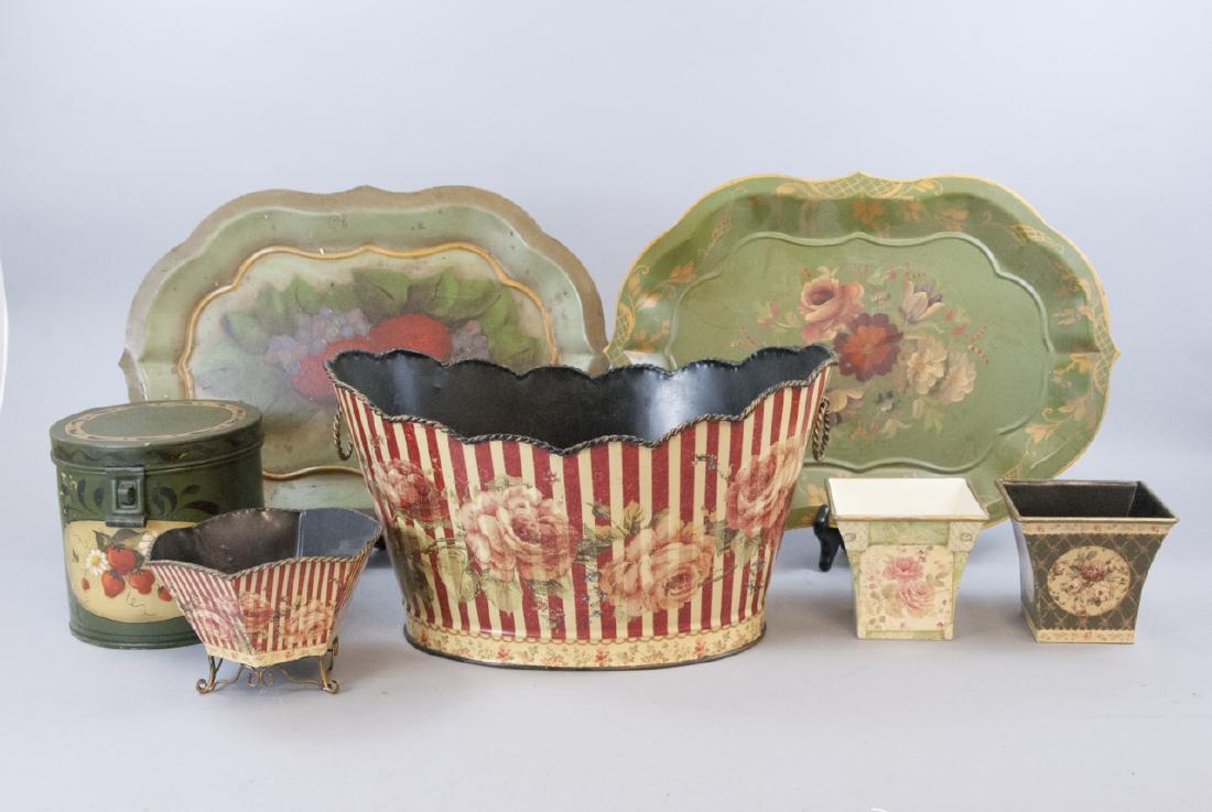 Assorted Lot Of Vintage Tin Trays & Vessels (1 of 7)
