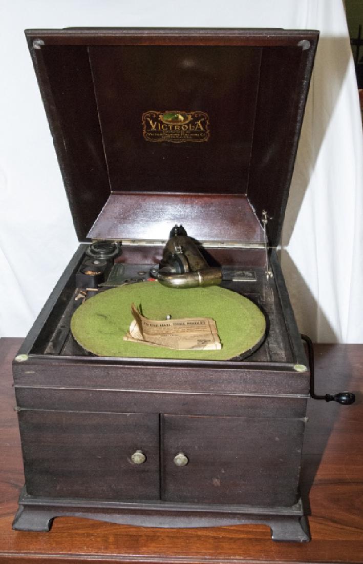 Early 19th C Victrola Victor Talking Machine (1 of 12)