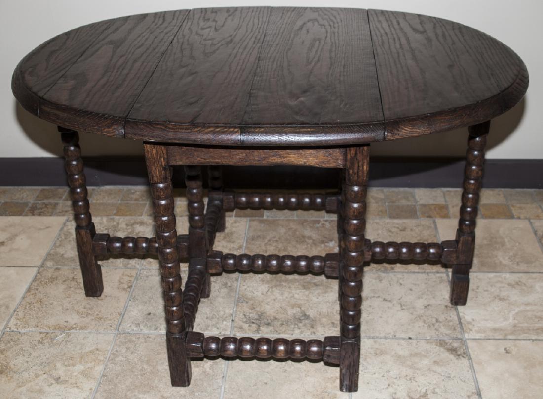 English Tudor Style Tavern Gate Leg Side Table (1 of 5)