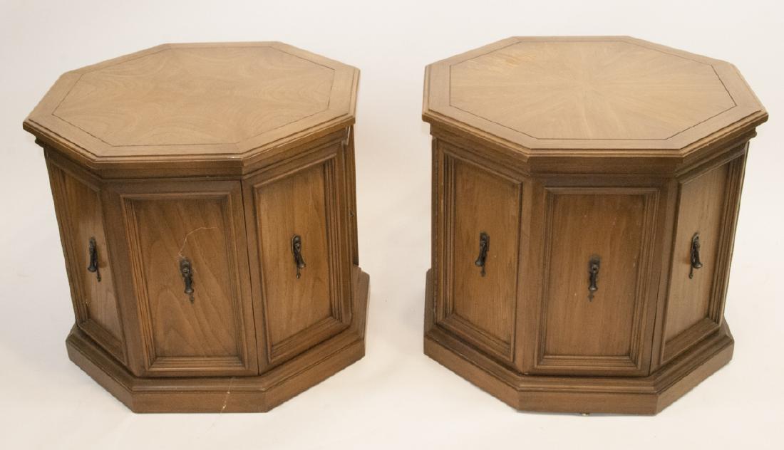 Pair of Mid Century Pedestal Side / End Tables (1 of 5)