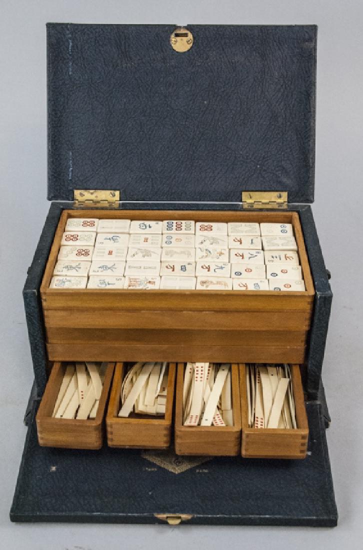 Antique Pung Chow Mahjong Set (1 of 6)