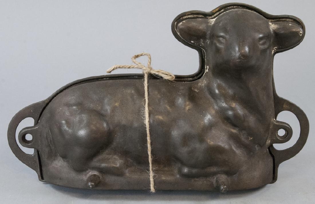 Cast Iron Lamb Form Cake / Chocolate Mold (1 of 4)
