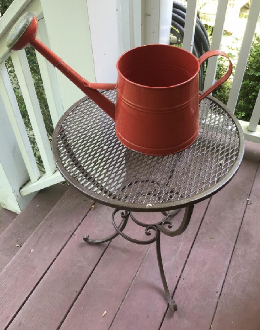 Garden or Patio Wire Mesh Table & Watering Can (1 of 1)