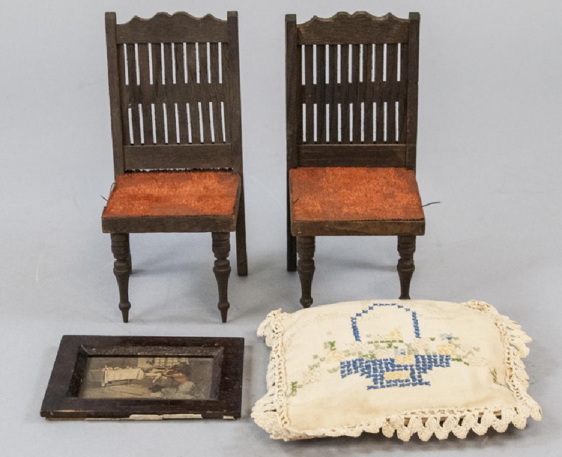 Ant. Dollhouse Miniature Furniture &  Accessories (1 of 5)