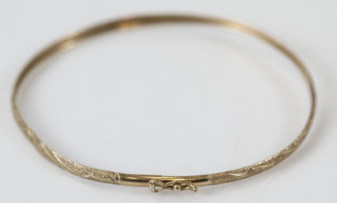 Estate Yellow Gold Bangle Bracelet w Clasp (1 of 7)