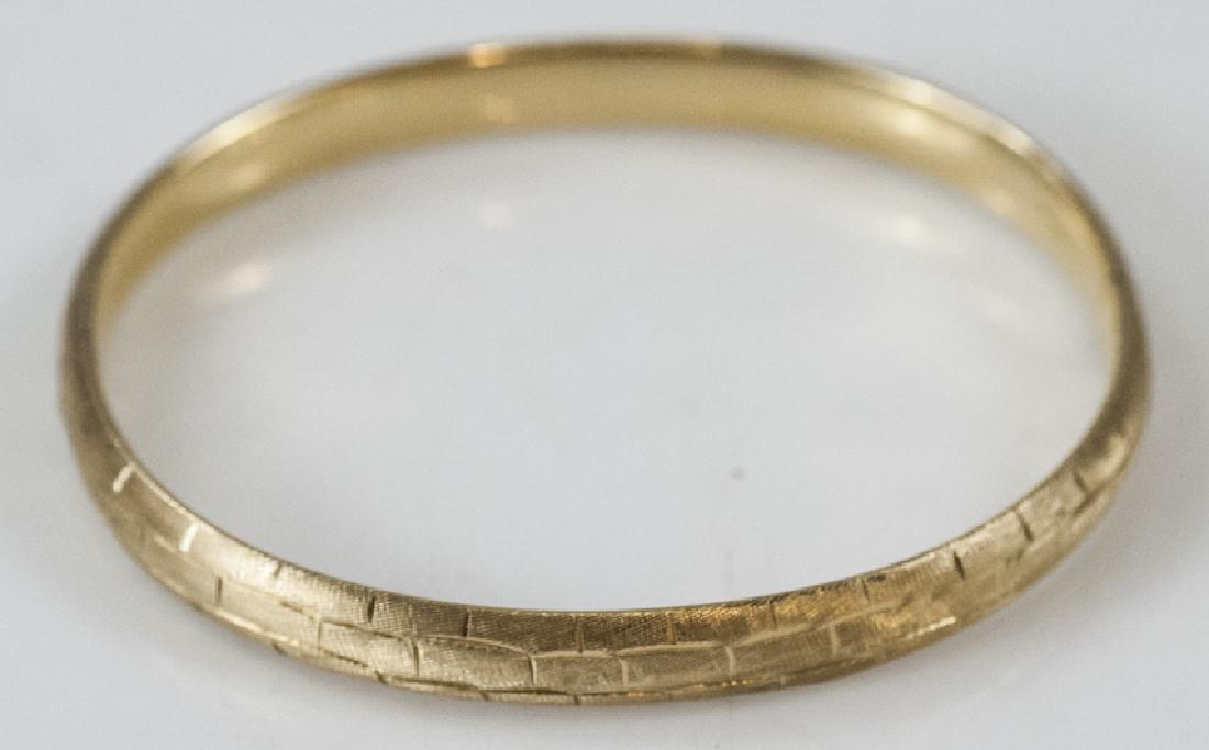 Estate 14kt Yellow Gold Hinged Bangle Bracelet (1 of 4)