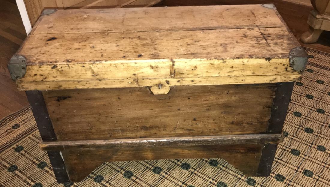 Handmade Trunk / Coffee Table w Antique Lumber (1 of 4)