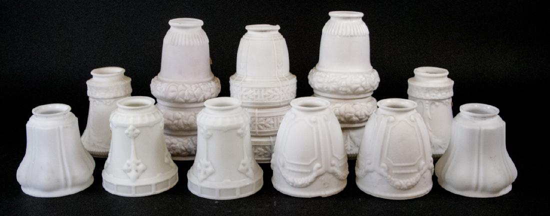 Lot of Decorative Glass Lamp Shades (1 of 7)