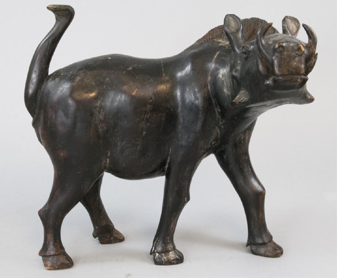 Vintage Wood Carving African Wart Hog (1 of 2)