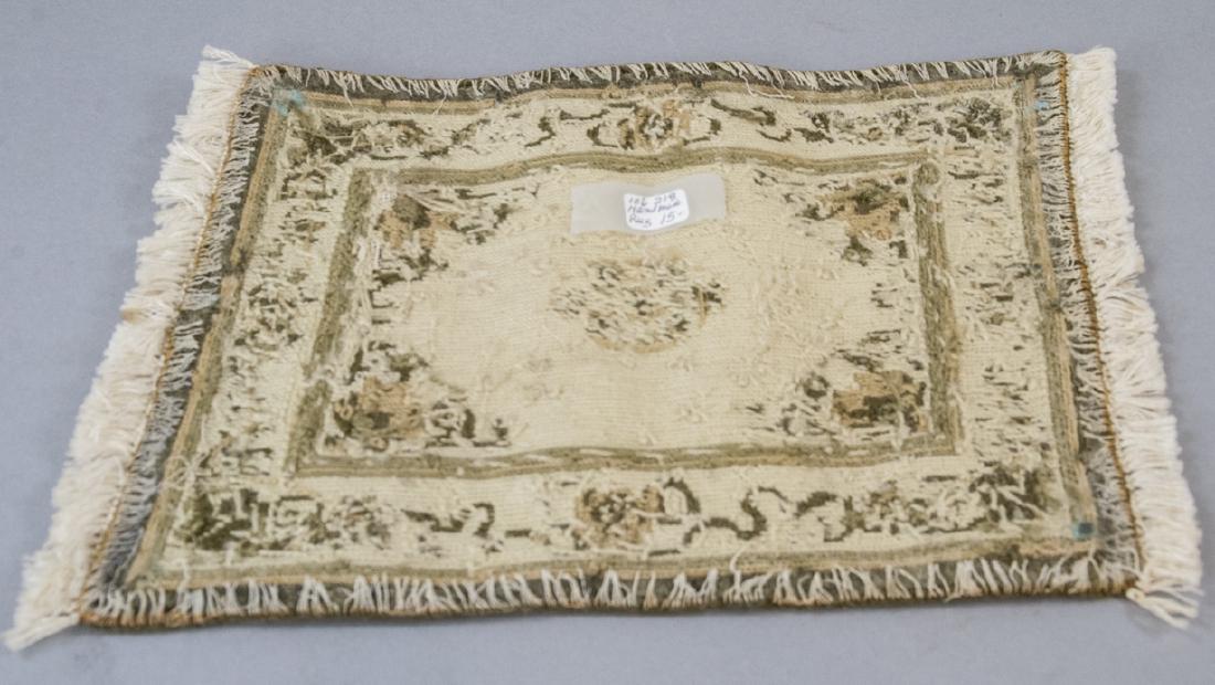 Handmade Dollhouse Needlepoint Oriental Carpet (1 of 6)