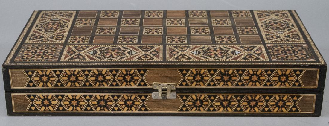 Hand Made Inlaid Backgammon Board / Box (1 of 5)