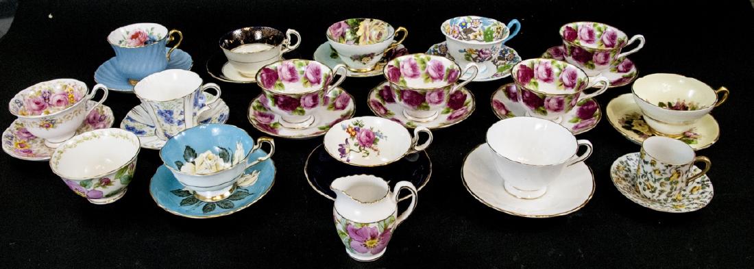 Collection Antique English Tea Cups & Saucers (1 of 6)