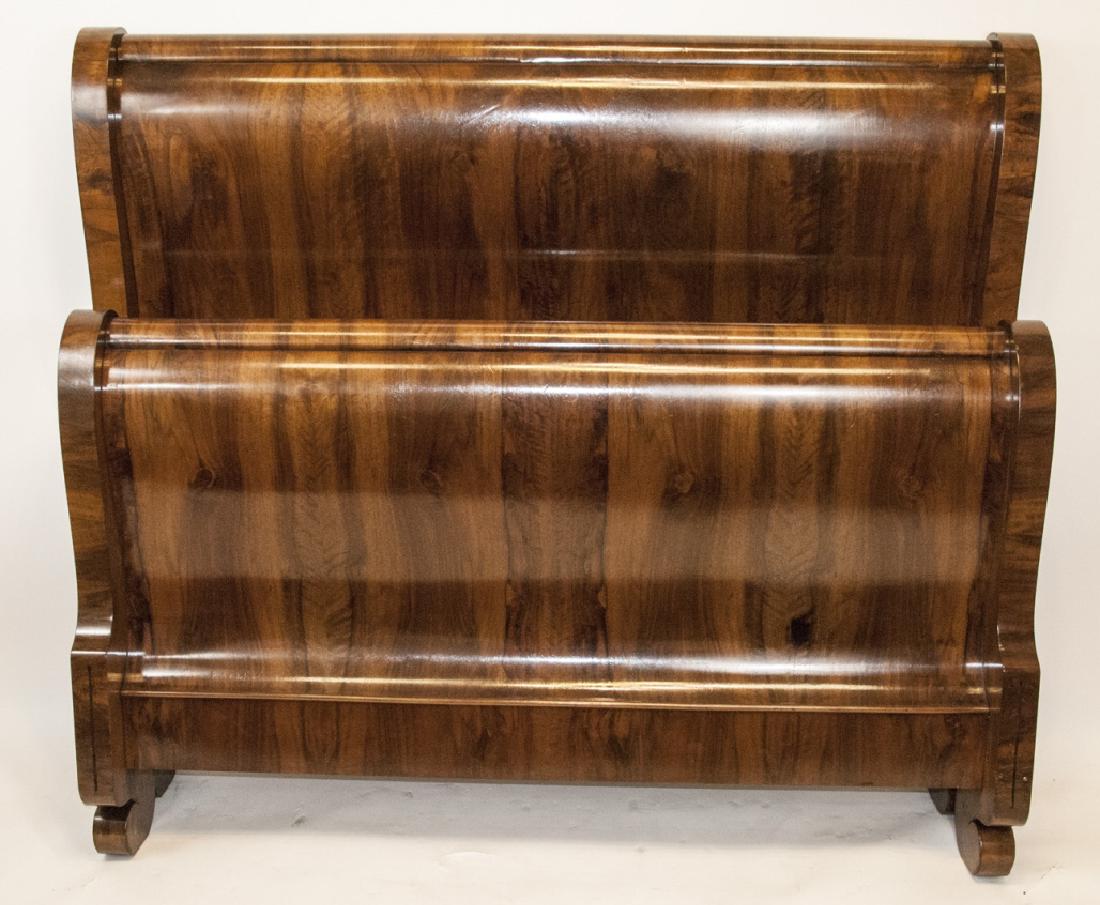 Traditional Style Burled Mahogany Sleigh Bed (1 of 4)