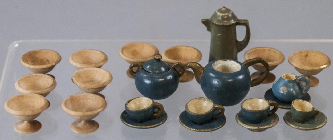 Antique Dollhouse Miniature Turned Wood Treenware (1 of 5)