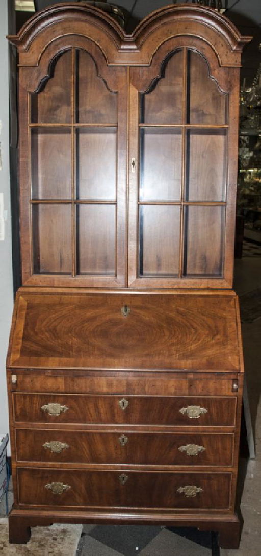 Henredon Folio 10 Windsor Walnut Secretary Desk Oct 14 2018