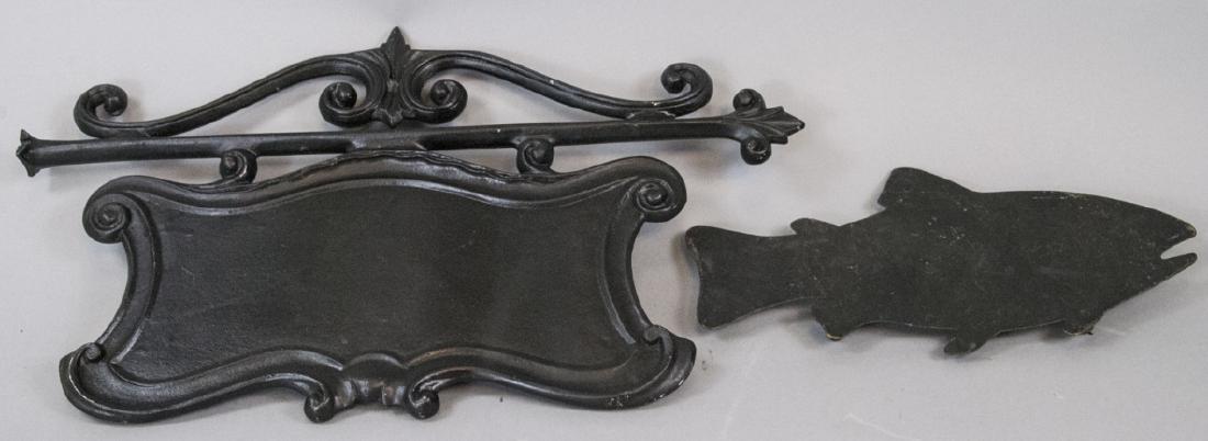 2 Vintage Cast Iron Outdoor Plaques / Signs (1 of 3)