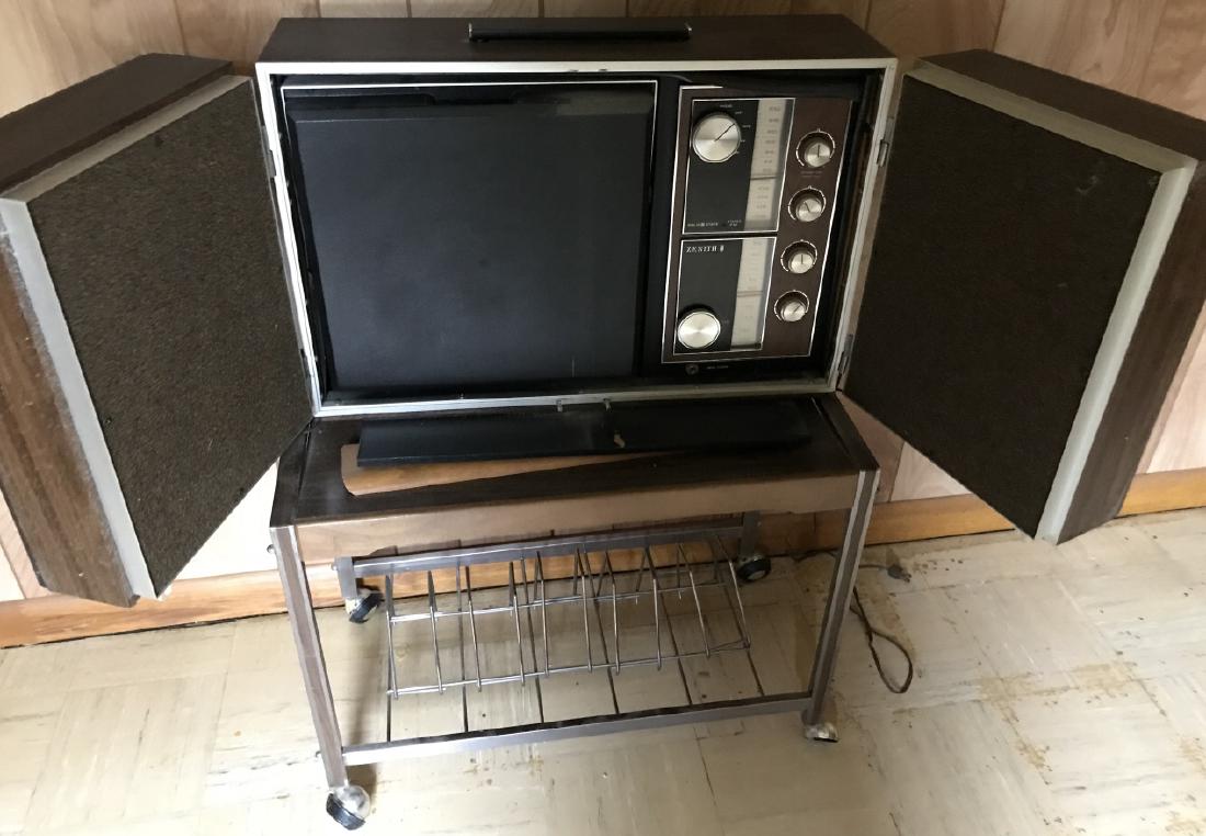 Zenith Solid State Radio / Record Player w Stand (1 of 3)