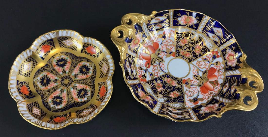 Two English Royal Crown Derby Imari Pattern Bowls (1 of 6)