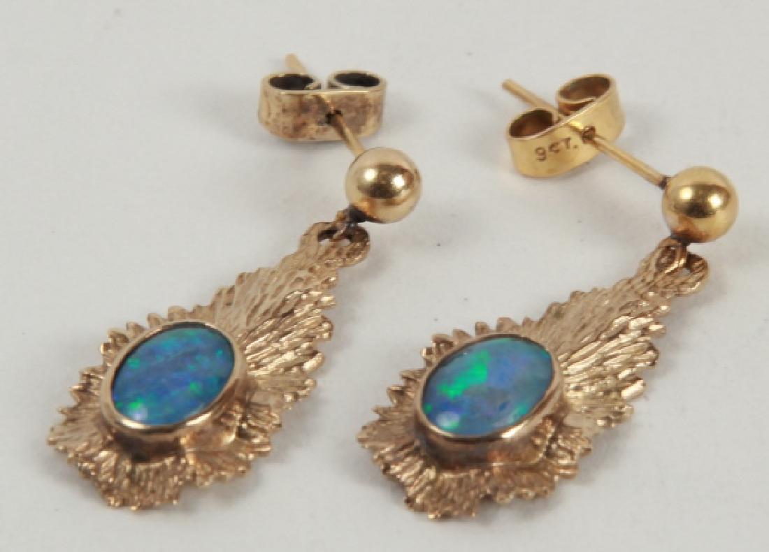 Estate Pair 14kt Gold Fire Opal Pendant Earrings (1 of 3)