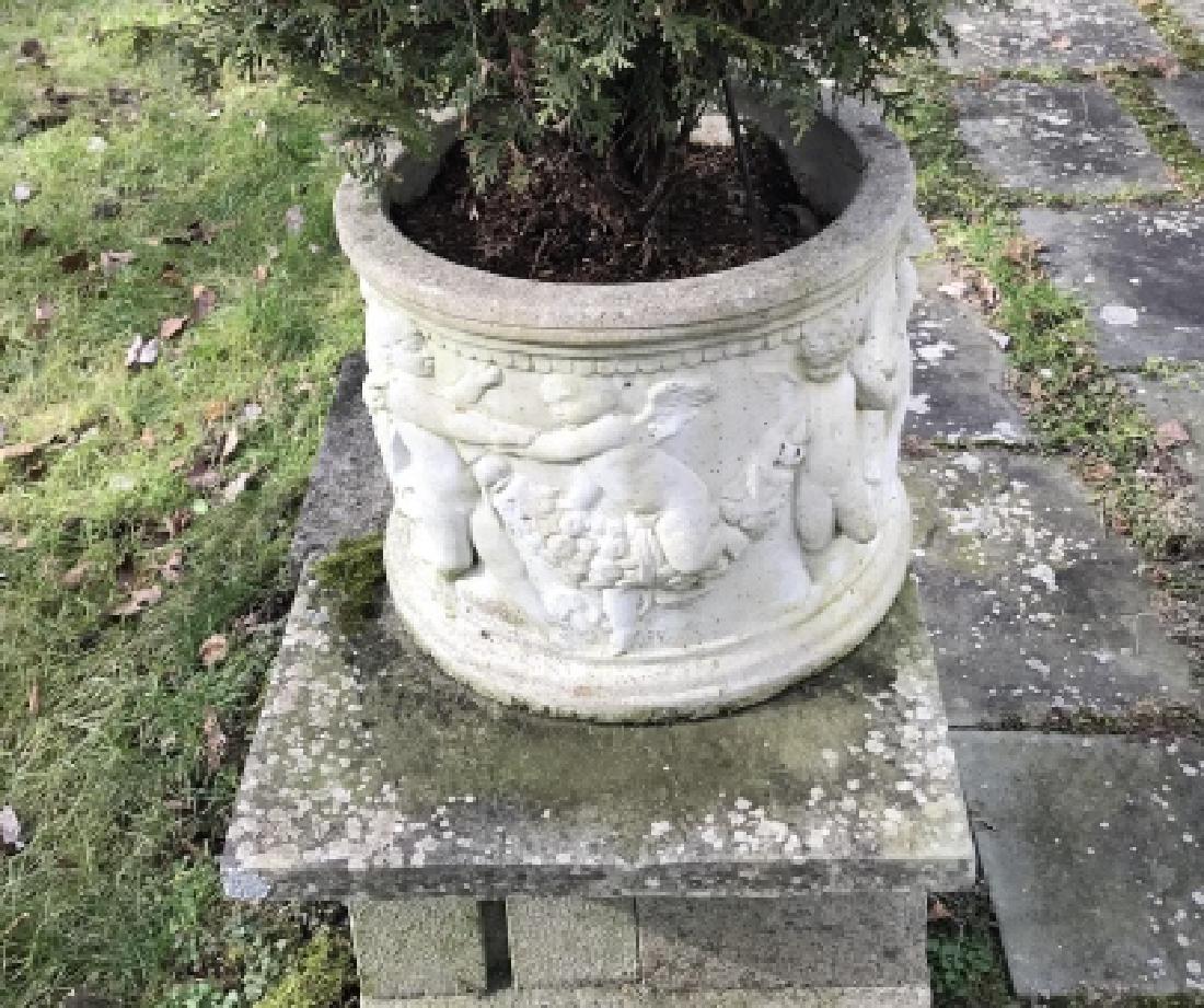 Pair Cast Stone French Style Garden Planter Pots (1 of 4)