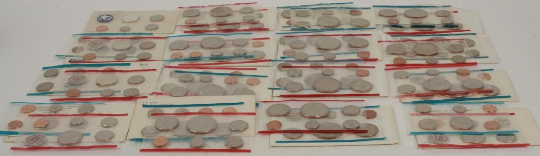 United States Special Mint / Uncirculated 1965-77 (1 of 8)