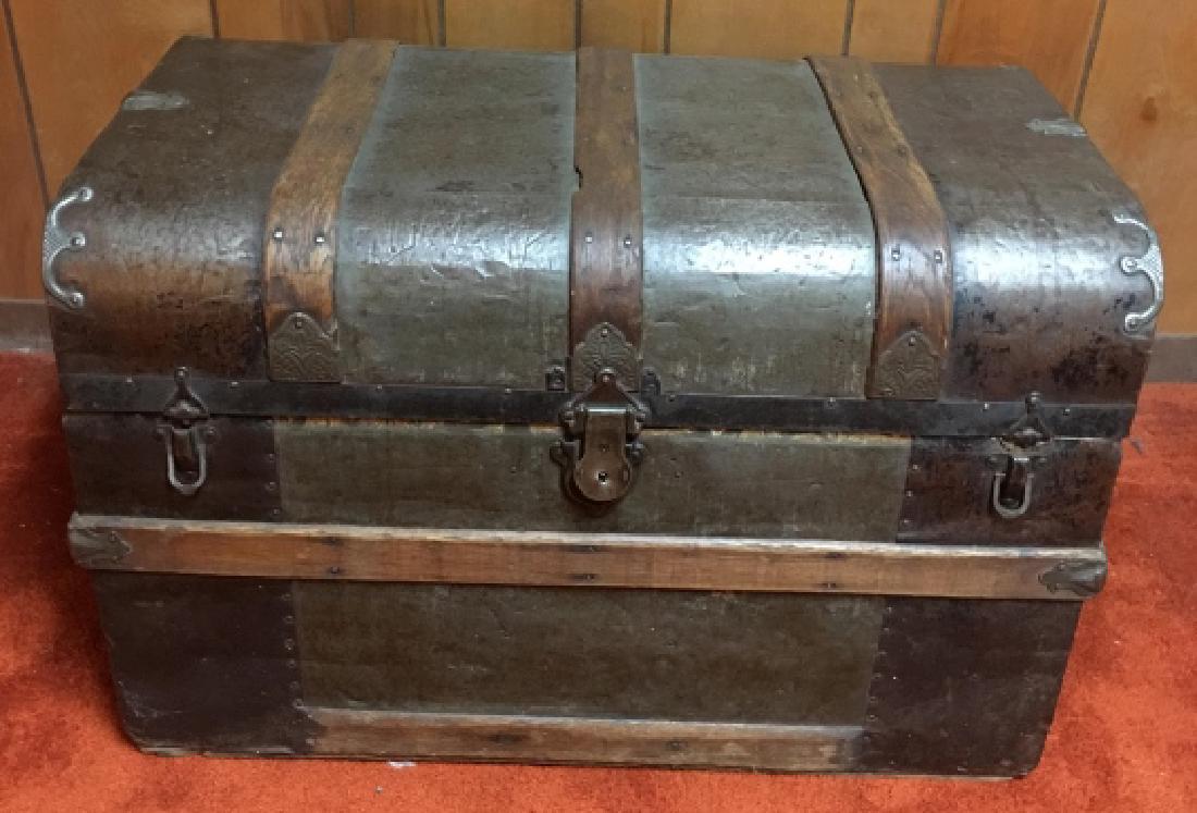 Vintage Dome Top Steamer Trunk (1 of 7)