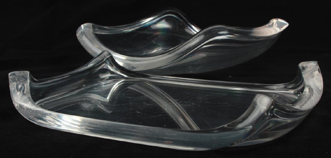 Two Vintage Large Molded Lucite Serving Platters (1 of 8)