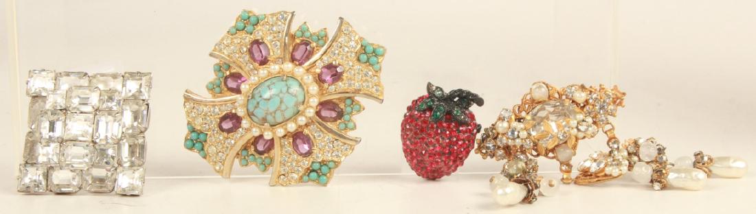Collection Vintage Costume Jewelry Brooches / Pins (1 of 6)