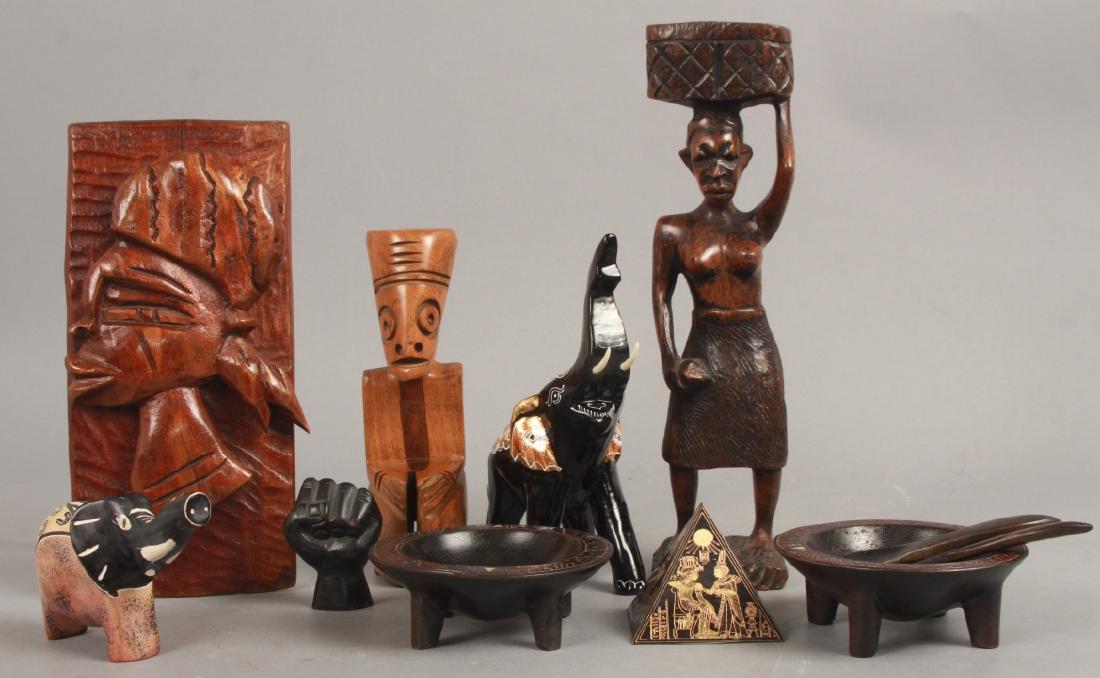 Collection Hand Made African Decorative Objects (1 of 9)