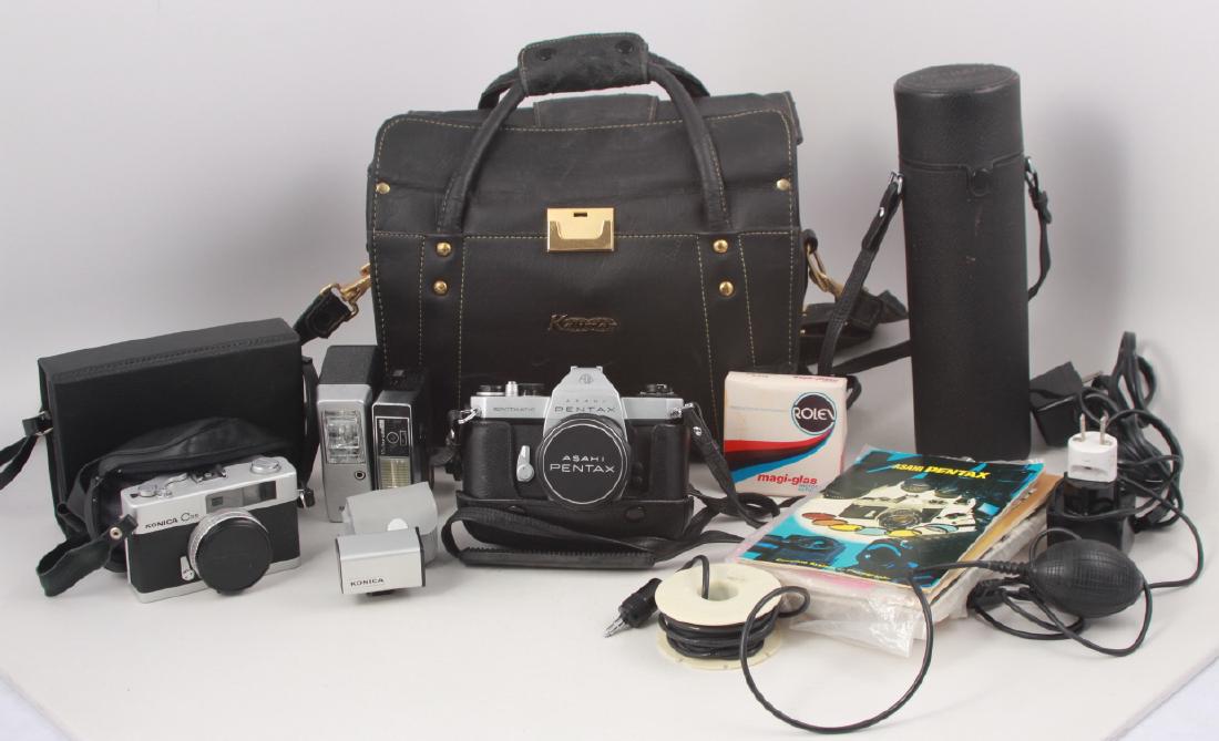 Vintage Asahi Pentax Camera W Accessories (1 of 6)