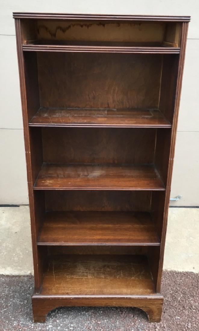 Traditional Style 5 Shelf Display / Bookcase (1 of 3)