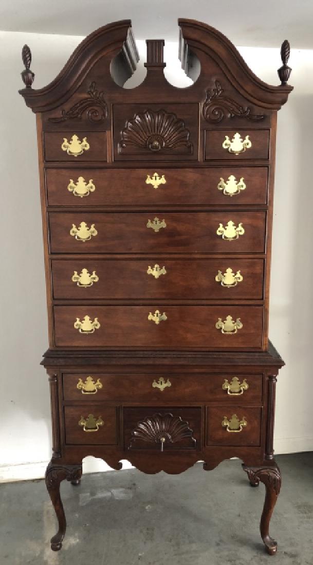 Thomasville Queen Anne Style Mahogany High Boy Feb 21 2019