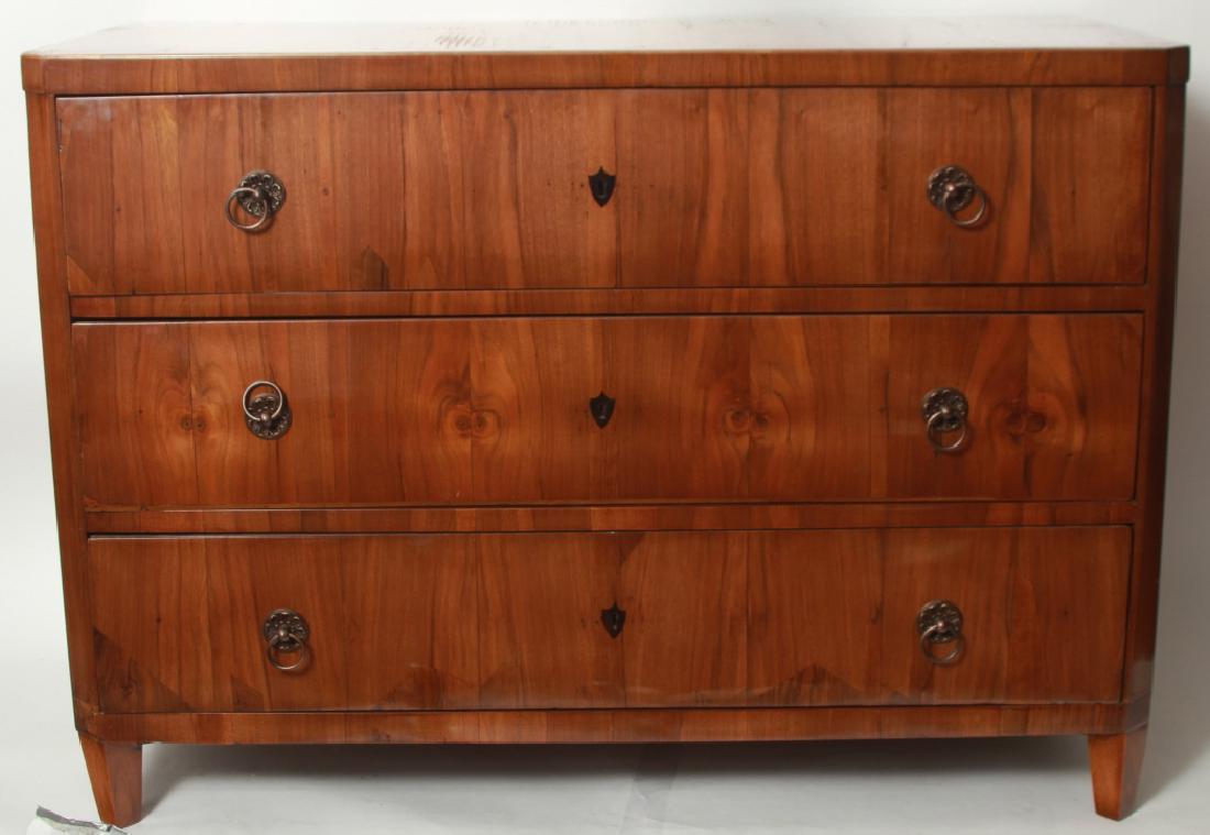 Antique French Style Chest of Drawers / Dresser (1 of 8)