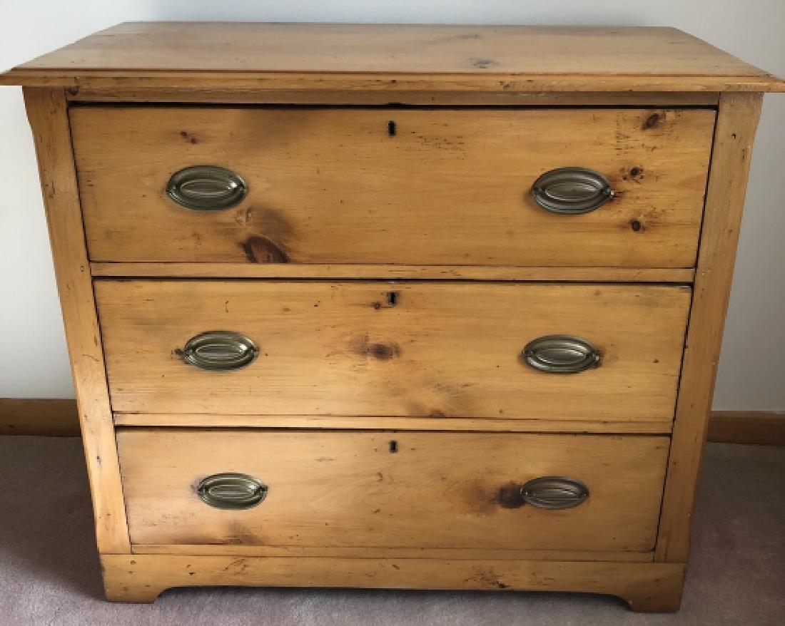 Federal Style Pine 3 Drawer Bureau / Dresser (1 of 5)