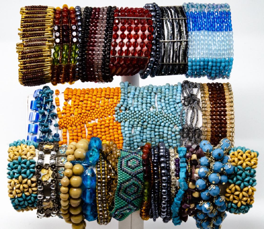 Lot of Beaded Bracelets Multiple Colors + Styles (1 of 6)