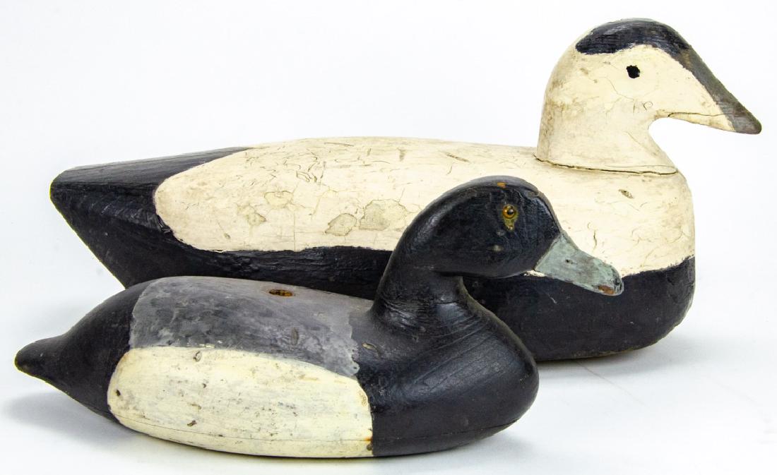 2 Antique Hand Carved & Painted Wooden Decoys (1 of 8)