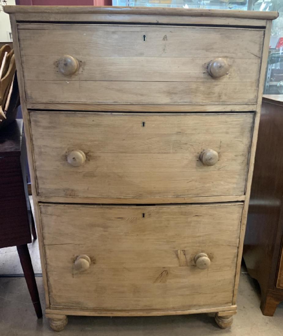 American Country Style Pine Dresser / Bureau (1 of 8)