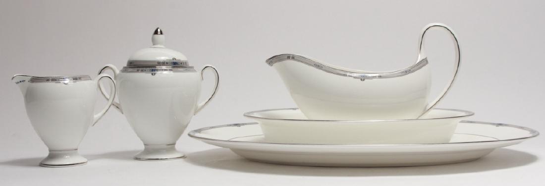 Wedgwood Amherst China Serve Ware Pieces (1 of 9)