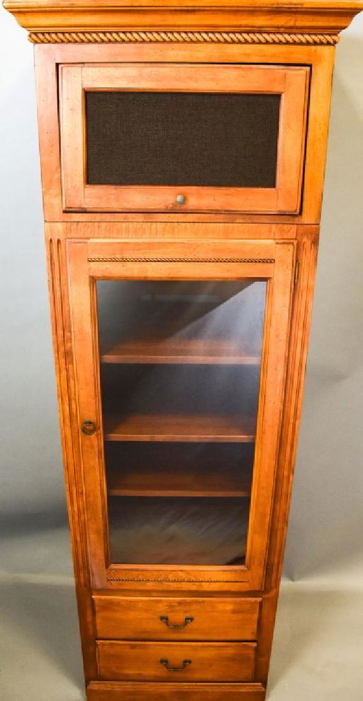 Ethan Allen Country Crossings Media Cabinet May 25 2019