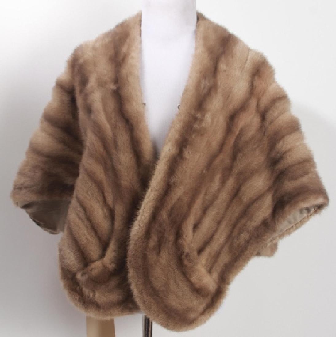 Custom Mink Fur Stole (1 of 5)