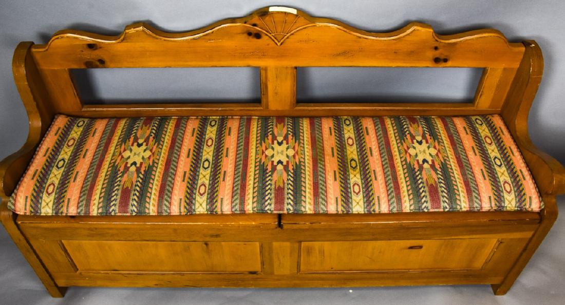 American Country Style Pine Storage Bench (1 of 6)