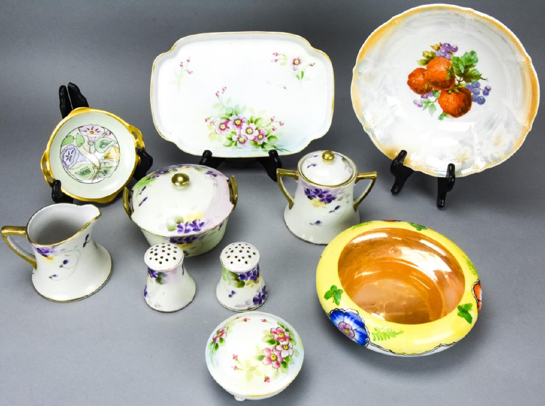 Lot Japanese Nippon Porcelain Decorative Objects (1 of 10)