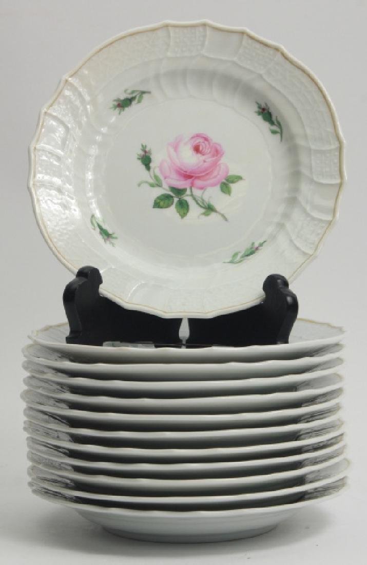 12 Meissen Rose Motif Porcelain Lunch Plates (1 of 6)