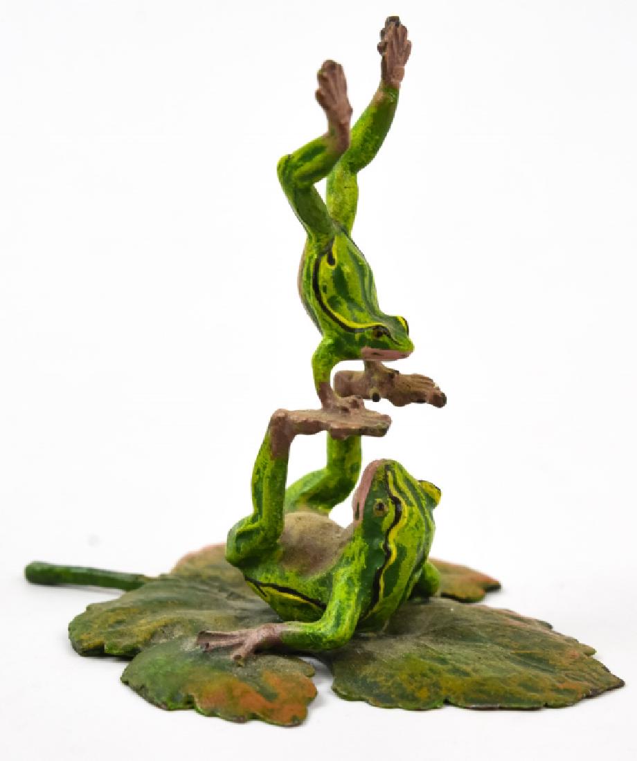 Miniature Bronze Statue of Frogs by Fritz Bermann (1 of 8)