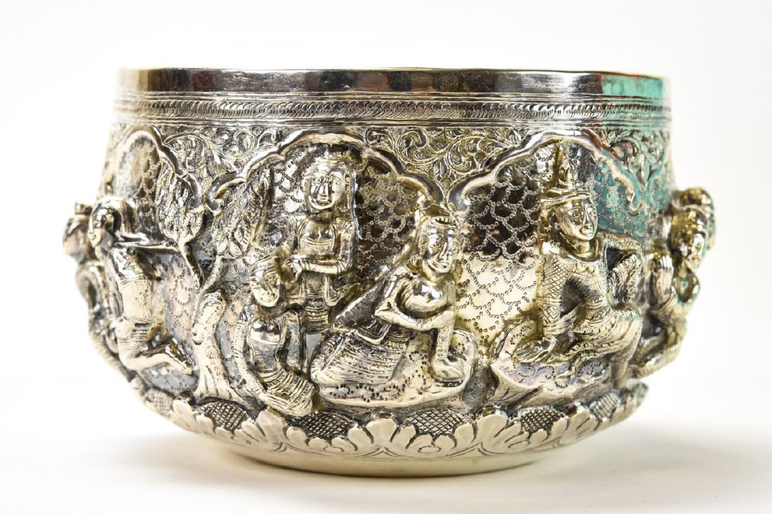 Antique C 1893 Thai Silver Repousse Bowl (1 of 7)
