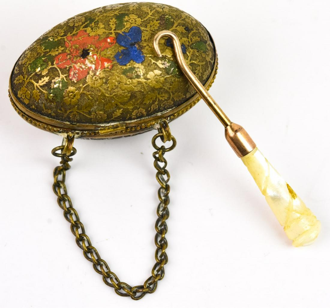 Antique 19th C Palais Royale Thimble Case & Hook (1 of 9)